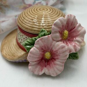 Fitz and Floyd Trinket Hat with jewelry collection ready to wear